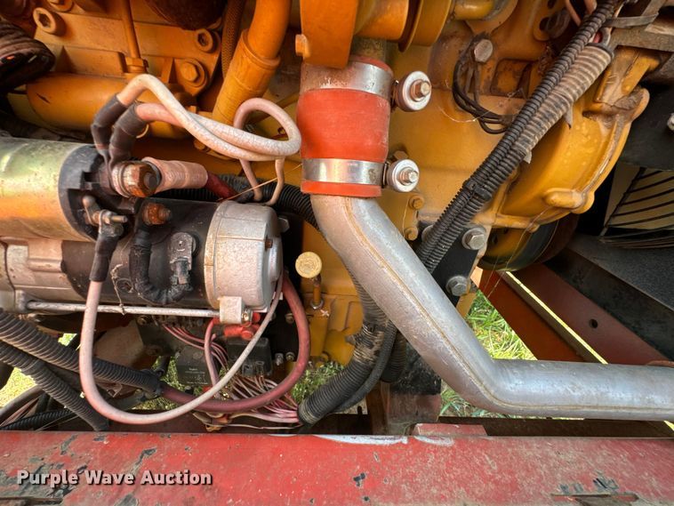 image for item DX0915 2008 Morbark Blizzard wood chipper