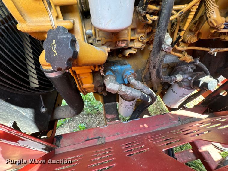 image for item DX0915 2008 Morbark Blizzard wood chipper