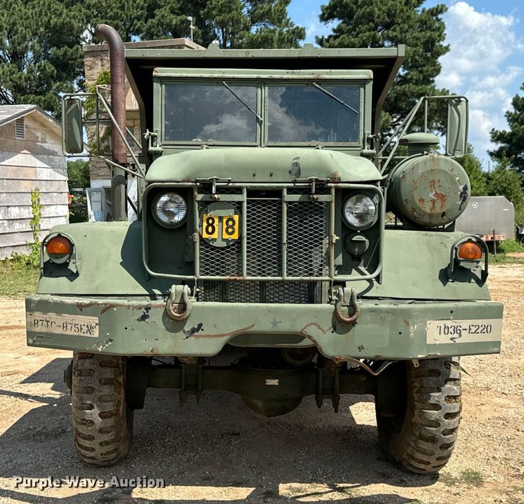 image for item DX0919 1983 AM General M817 dump truck