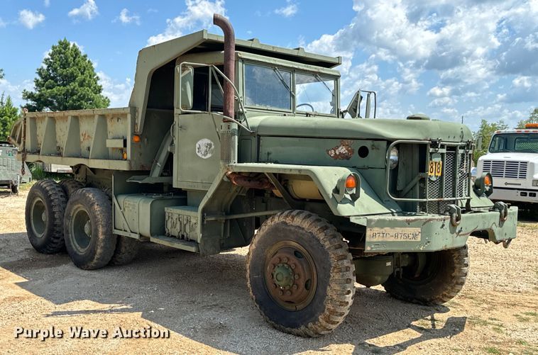 image for item DX0919 1983 AM General M817 dump truck