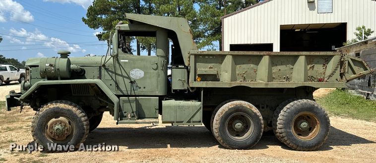 image for item DX0919 1983 AM General M817 dump truck