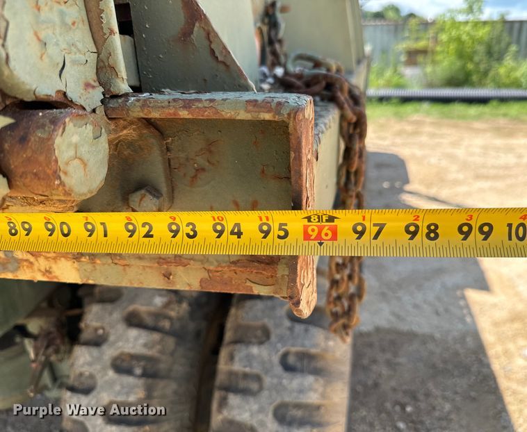 image for item DX0919 1983 AM General M817 dump truck