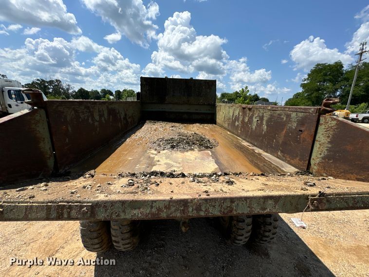 image for item DX0919 1983 AM General M817 dump truck