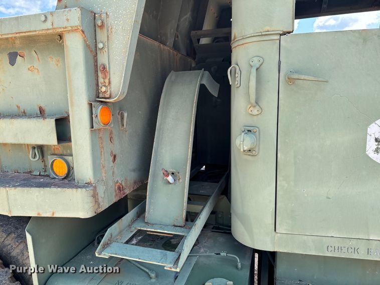 image for item DX0919 1983 AM General M817 dump truck