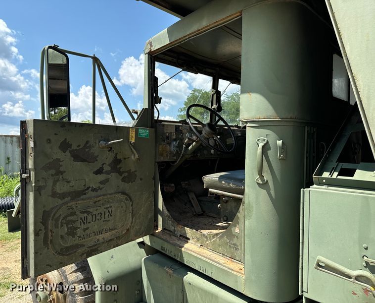 image for item DX0919 1983 AM General M817 dump truck