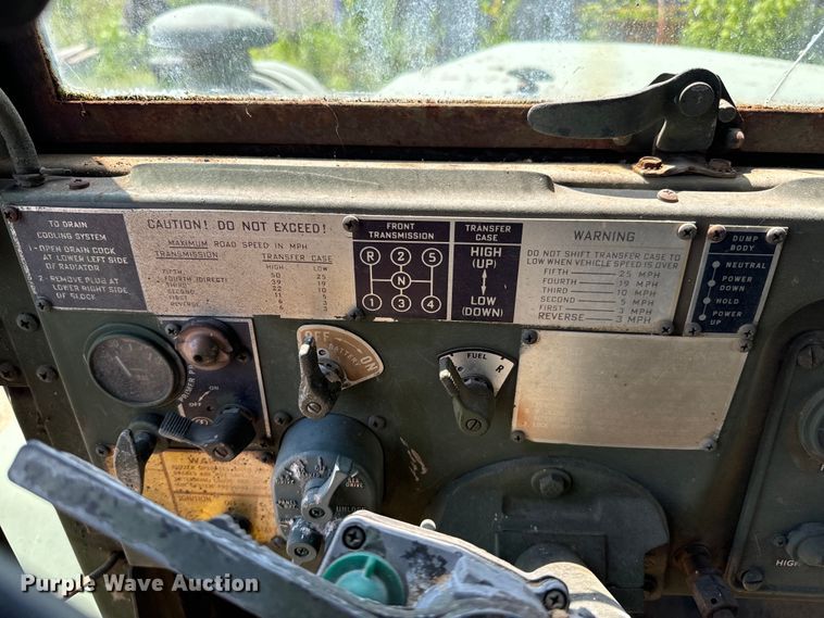 image for item DX0919 1983 AM General M817 dump truck