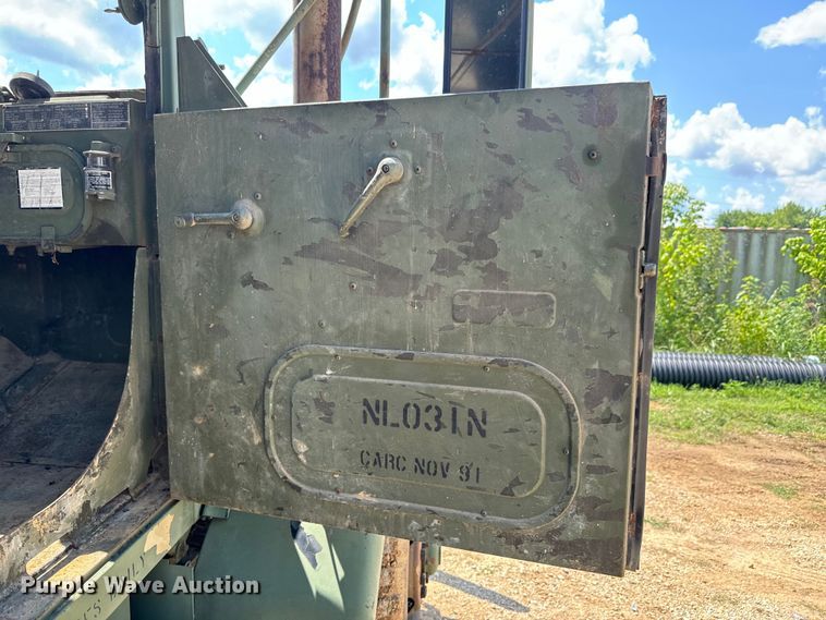 image for item DX0919 1983 AM General M817 dump truck