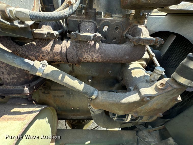 image for item DX0919 1983 AM General M817 dump truck