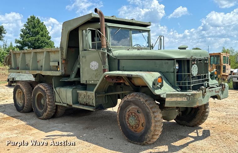 image for item DX0920 1994 AM General M817 dump truck