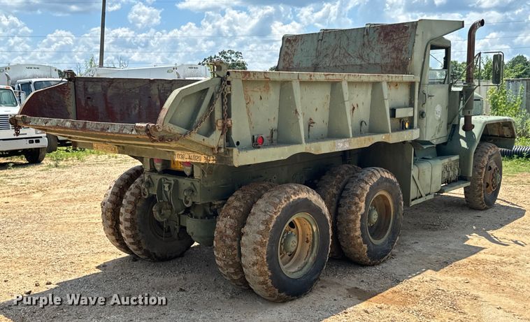 image for item DX0920 1994 AM General M817 dump truck