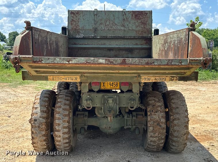image for item DX0920 1994 AM General M817 dump truck