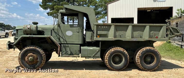 image for item DX0920 1994 AM General M817 dump truck