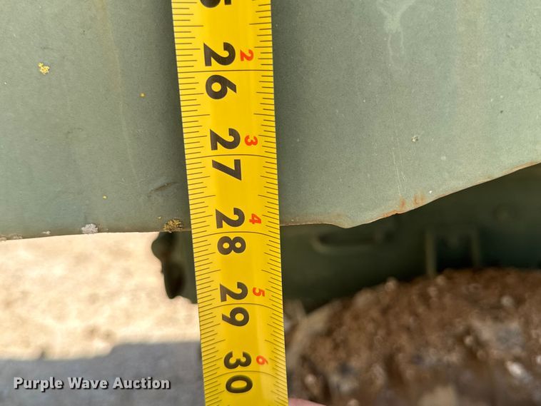 image for item DX0920 1994 AM General M817 dump truck