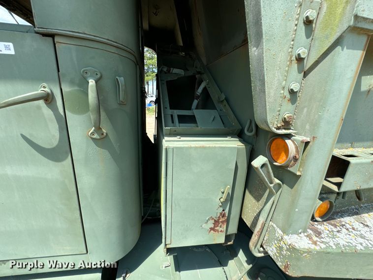 image for item DX0920 1994 AM General M817 dump truck