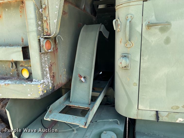 image for item DX0920 1994 AM General M817 dump truck