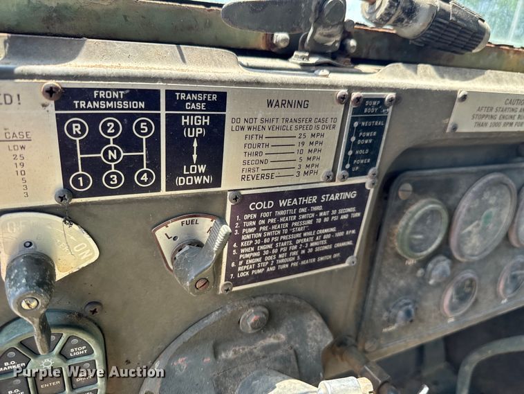 image for item DX0920 1994 AM General M817 dump truck