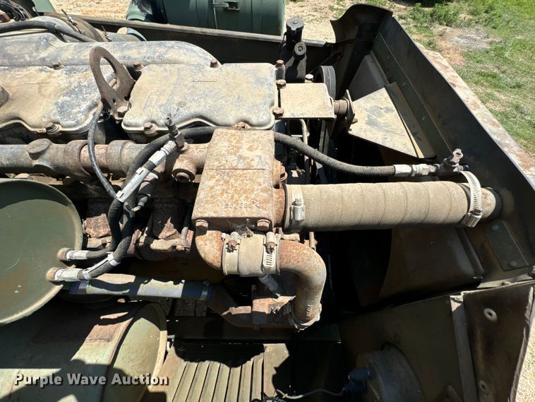 image for item DX0920 1994 AM General M817 dump truck