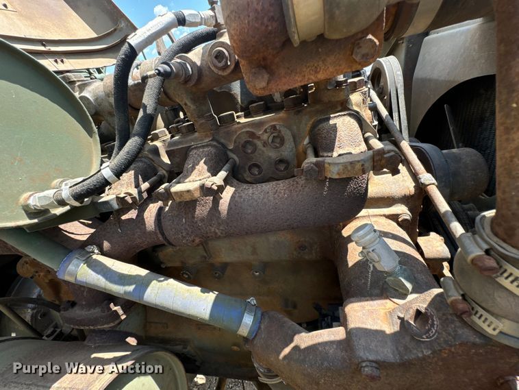 image for item DX0920 1994 AM General M817 dump truck