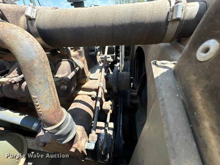 image for item DX0920 1994 AM General M817 dump truck