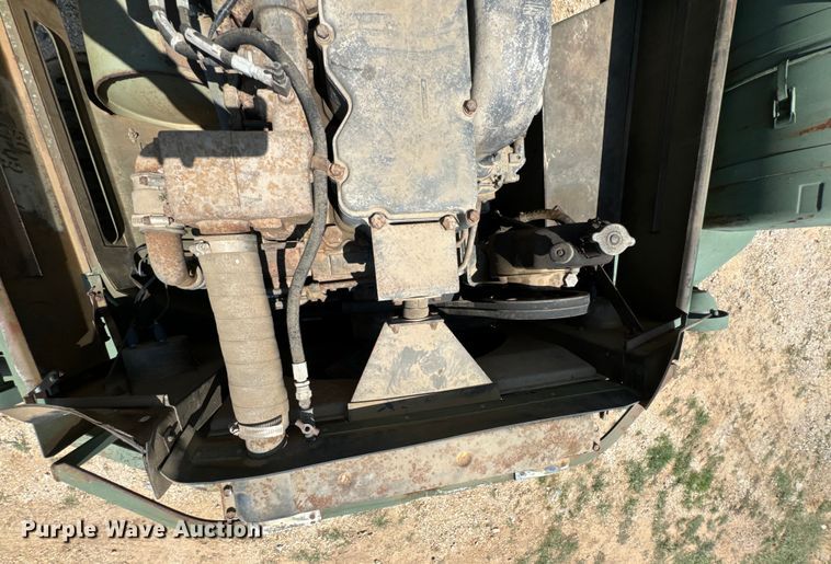 image for item DX0920 1994 AM General M817 dump truck