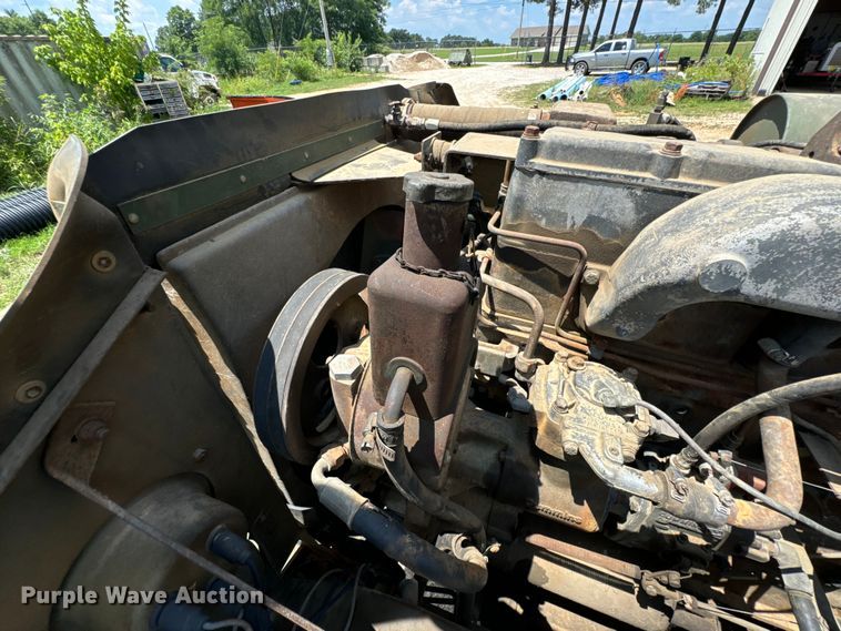 image for item DX0920 1994 AM General M817 dump truck