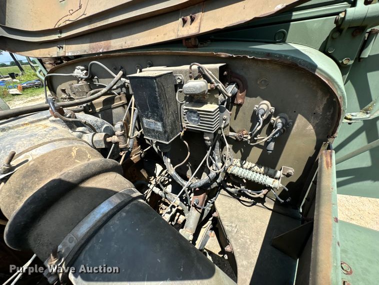 image for item DX0920 1994 AM General M817 dump truck