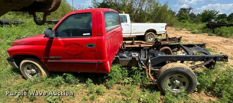 image for item DX0921 1998 Dodge Ram 1500 pickup truck cab and chassis