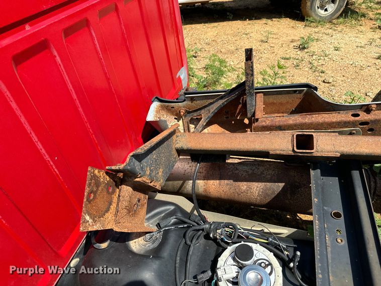 image for item DX0921 1998 Dodge Ram 1500 pickup truck cab and chassis