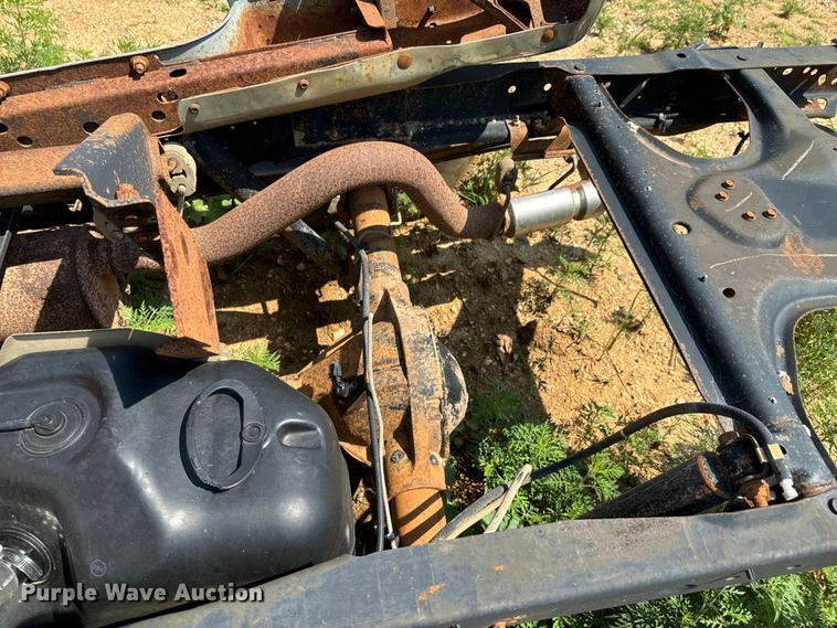 image for item DX0921 1998 Dodge Ram 1500 pickup truck cab and chassis