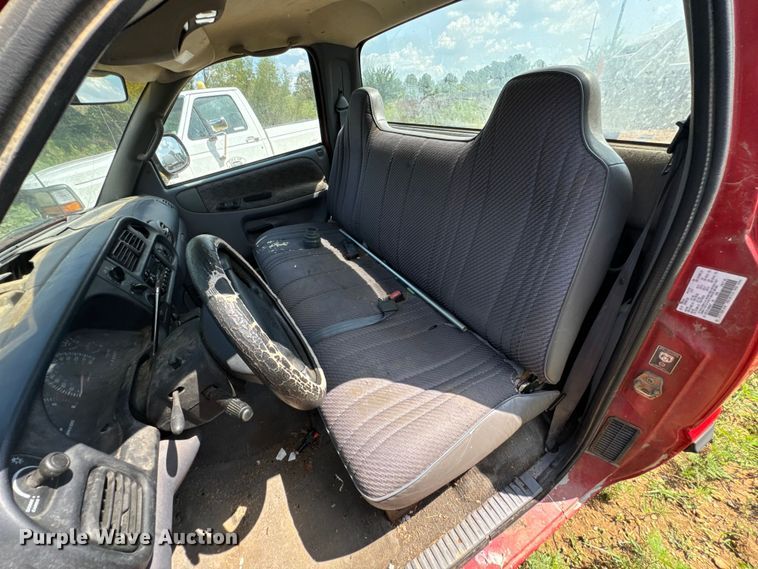 image for item DX0921 1998 Dodge Ram 1500 pickup truck cab and chassis