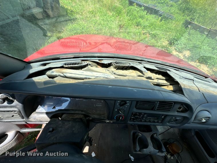 image for item DX0921 1998 Dodge Ram 1500 pickup truck cab and chassis