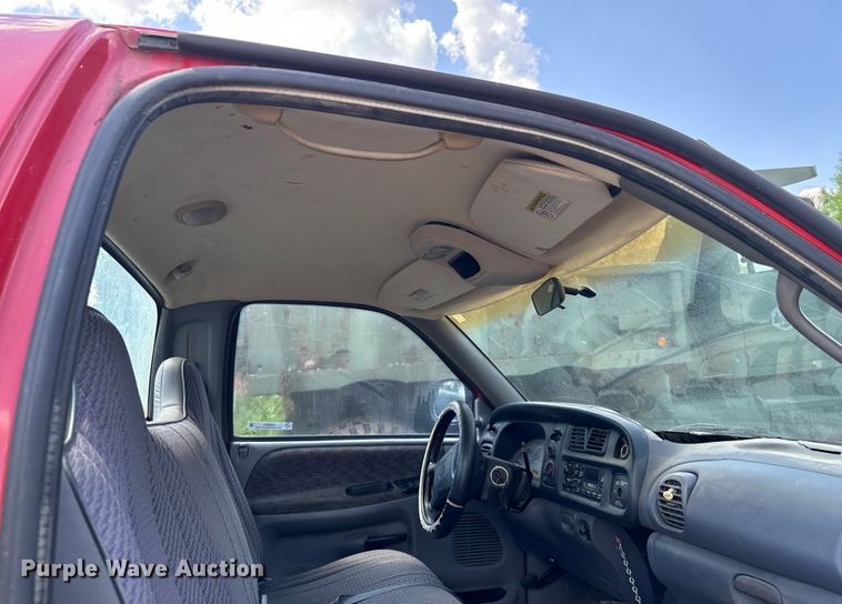 image for item DX0921 1998 Dodge Ram 1500 pickup truck cab and chassis