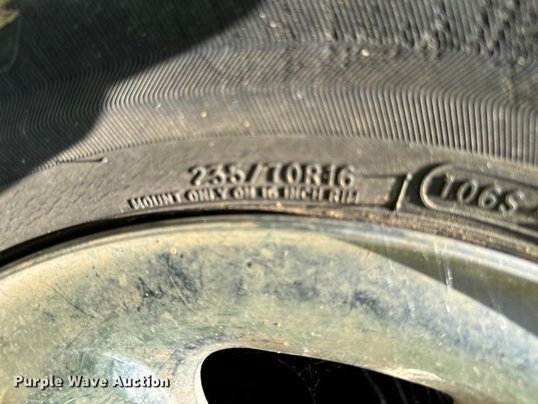 image for item DX0921 1998 Dodge Ram 1500 pickup truck cab and chassis