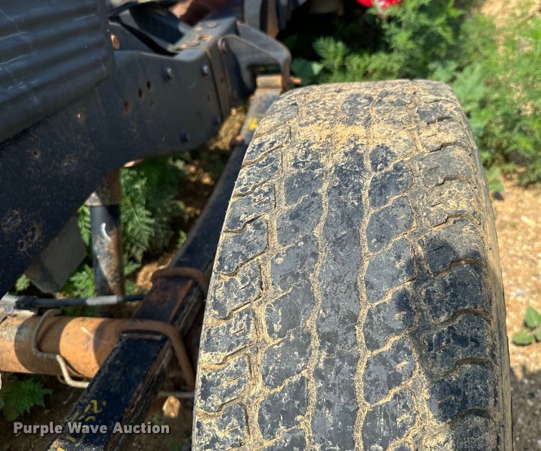 image for item DX0921 1998 Dodge Ram 1500 pickup truck cab and chassis