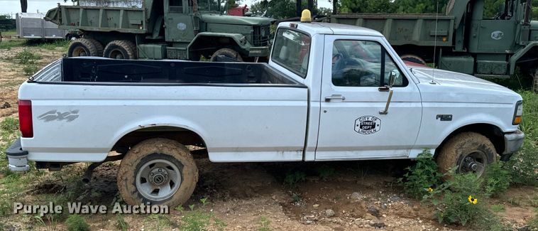image for item DX0922 1995 Ford F150 pickup truck