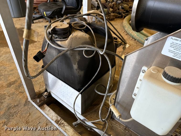 image for item DX0925 Clarke SmartFlow A0001S mosquito fogger