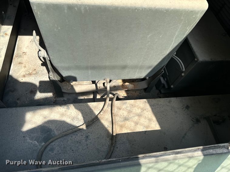 image for item DX0927 Unicor NF2D light plant