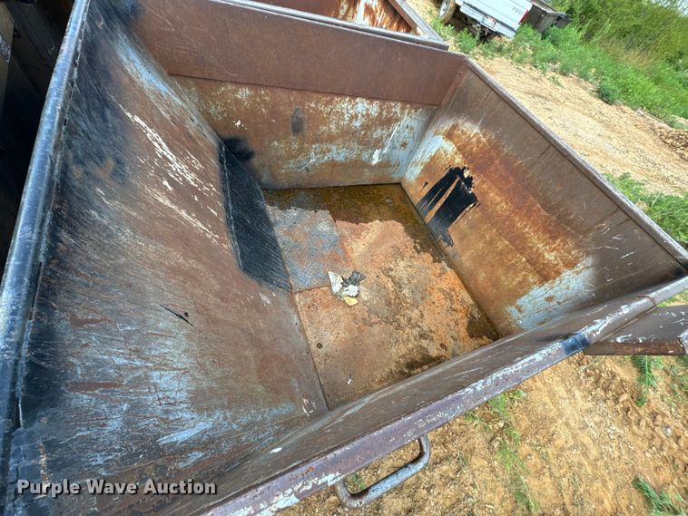 image for item DX0928 (10) dumpsters