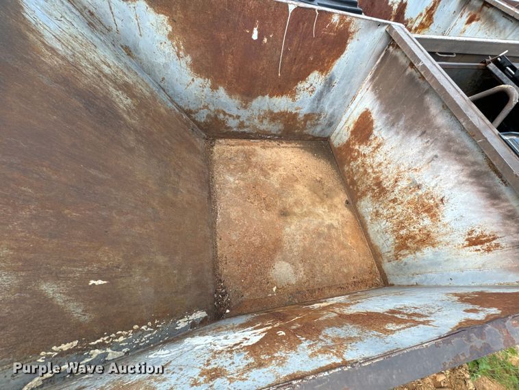 image for item DX0928 (10) dumpsters