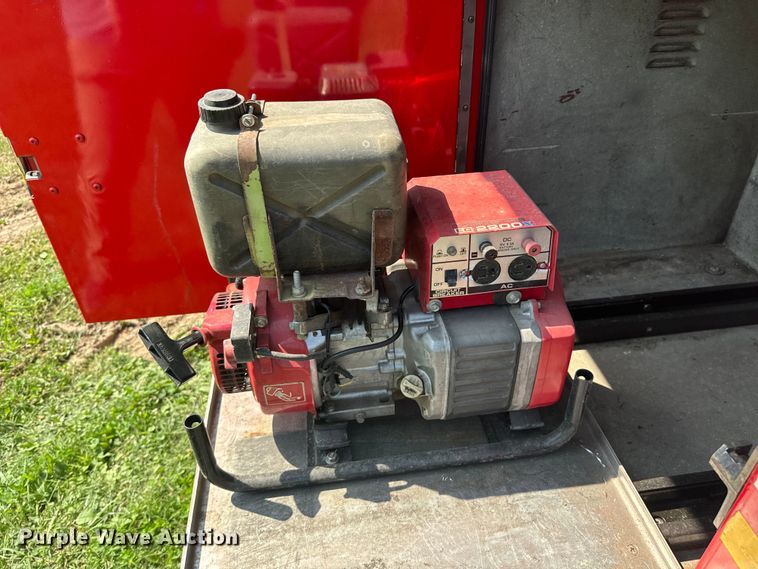 image for item DX0946 1988 Pierce Arrow pumper fire truck