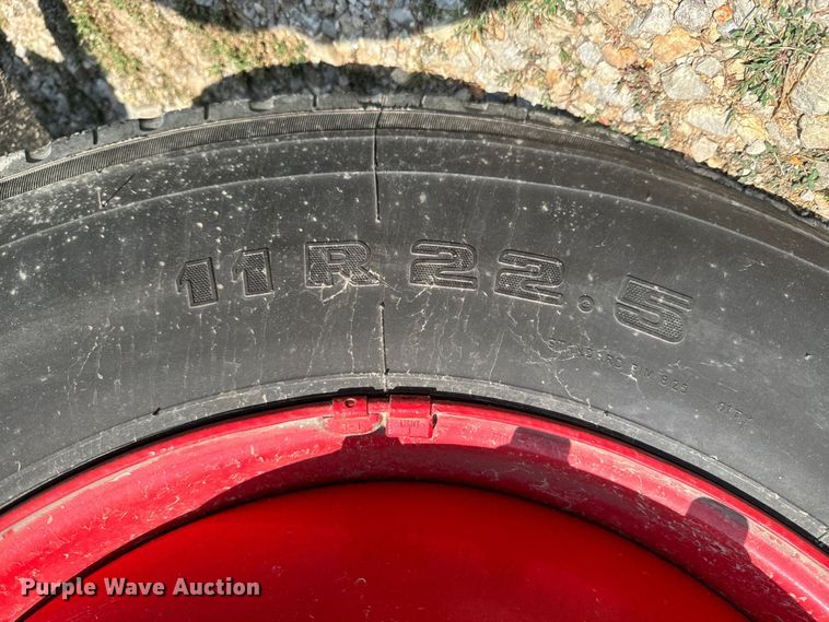 image for item DX0946 1988 Pierce Arrow pumper fire truck