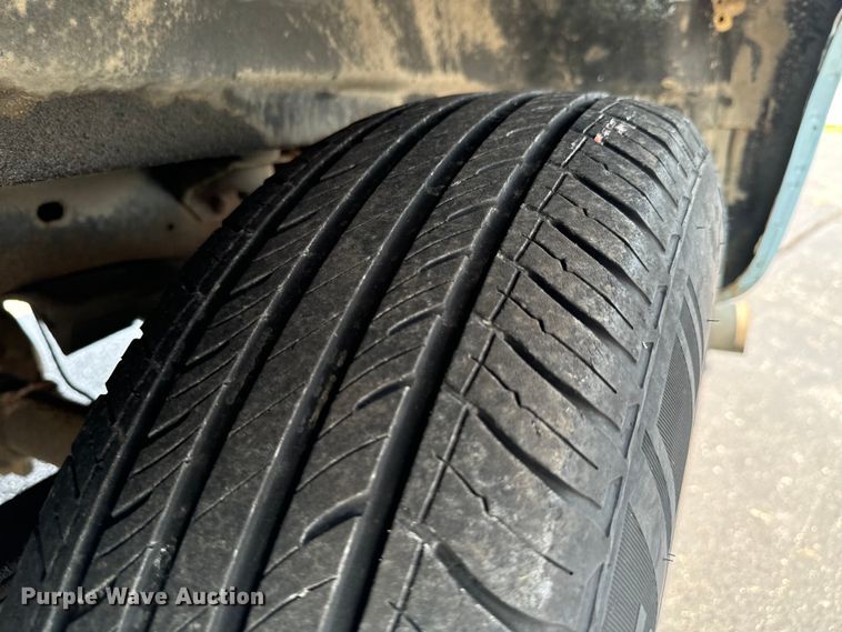 image for item DX0948 1991 Chevrolet Suburban 1500 SUV