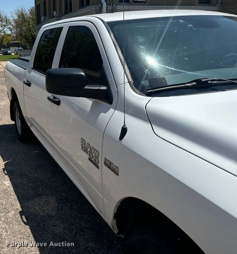 image for item DX3461 2019 Dodge Ram 1500 Crew Cab pickup truck