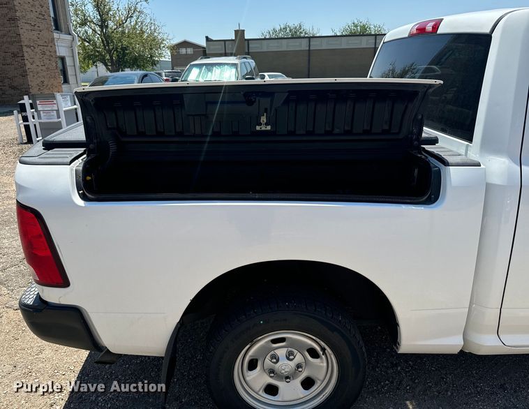 image for item DX3461 2019 Dodge Ram 1500 Crew Cab pickup truck