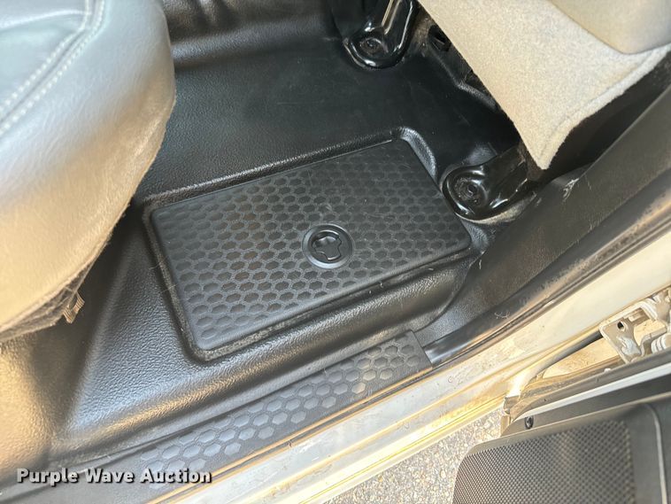 image for item DX3461 2019 Dodge Ram 1500 Crew Cab pickup truck