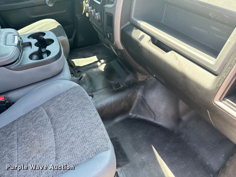 image for item DX3461 2019 Dodge Ram 1500 Crew Cab pickup truck