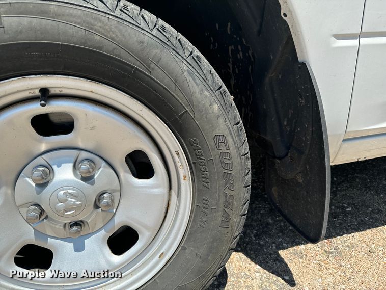 image for item DX3461 2019 Dodge Ram 1500 Crew Cab pickup truck