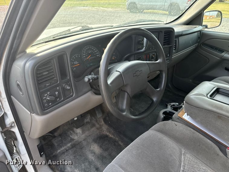 image for item DX3467 2006 Chevrolet  Suburban 1500 SUV