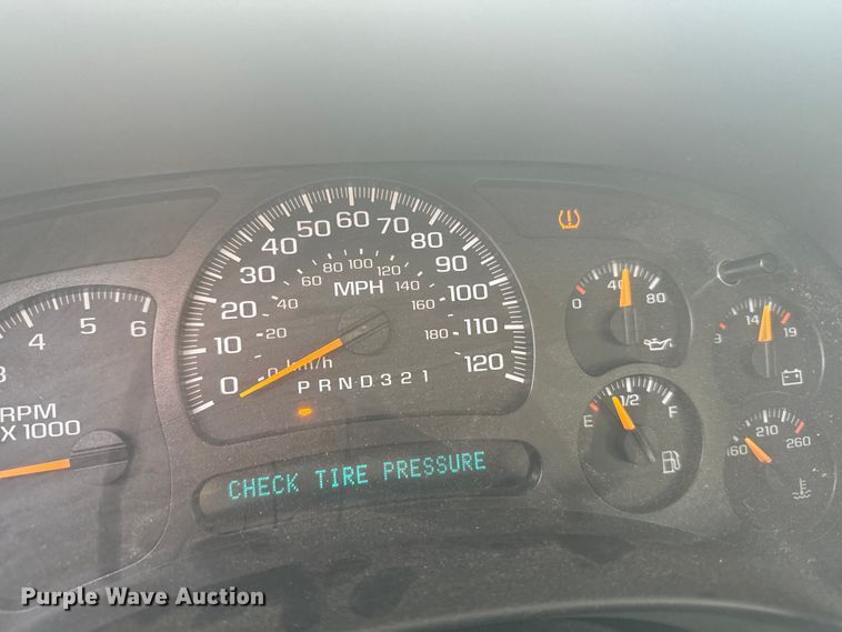 image for item DX3467 2006 Chevrolet  Suburban 1500 SUV