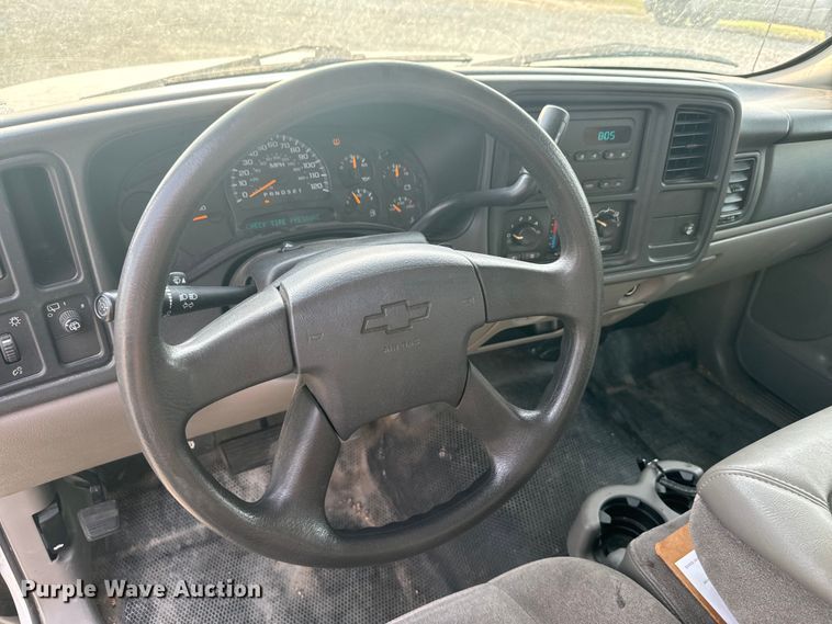 image for item DX3467 2006 Chevrolet  Suburban 1500 SUV